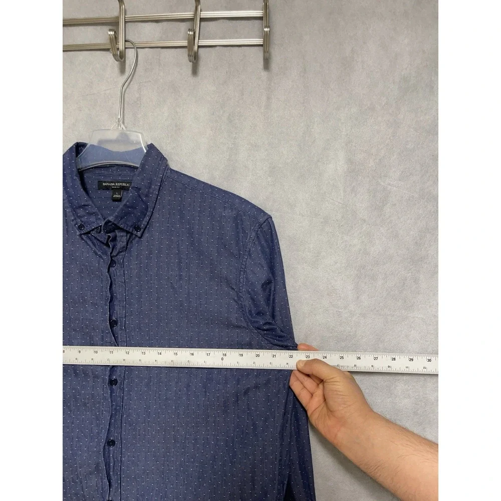 Banana Republic Shirt Men's L Blue Chambray Denim Geometric‎ AOP Slim Button Up